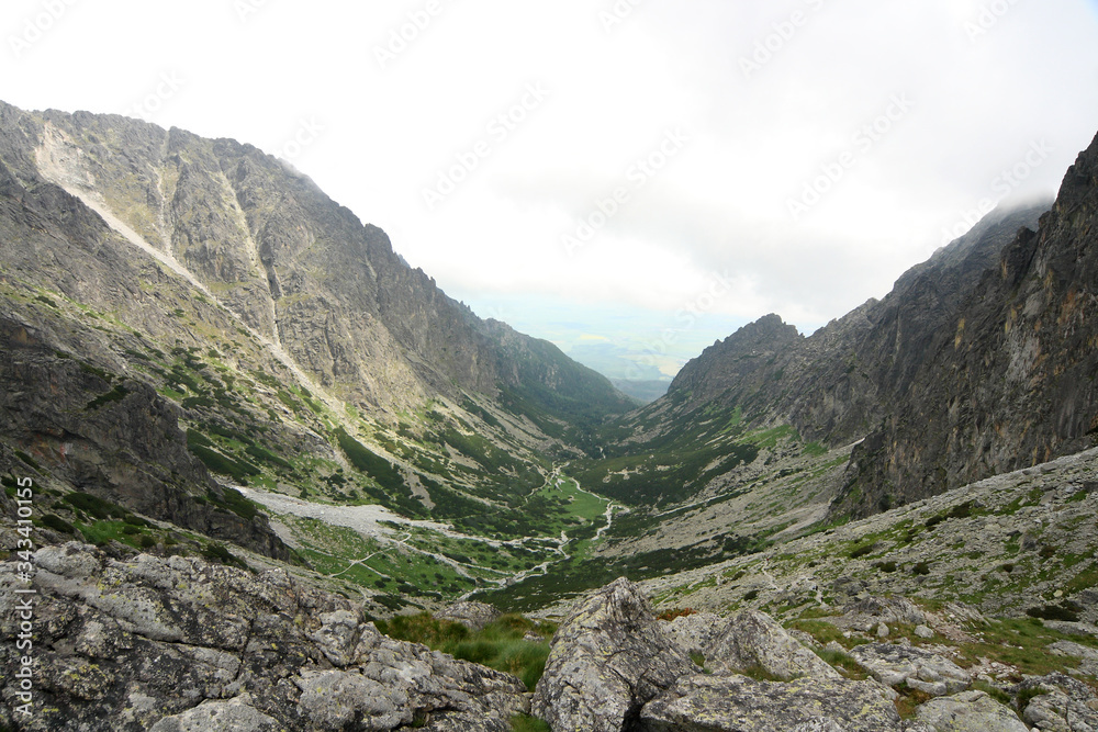Fototapeta premium The route to the Teryego Cottage in the Slovak Tatras