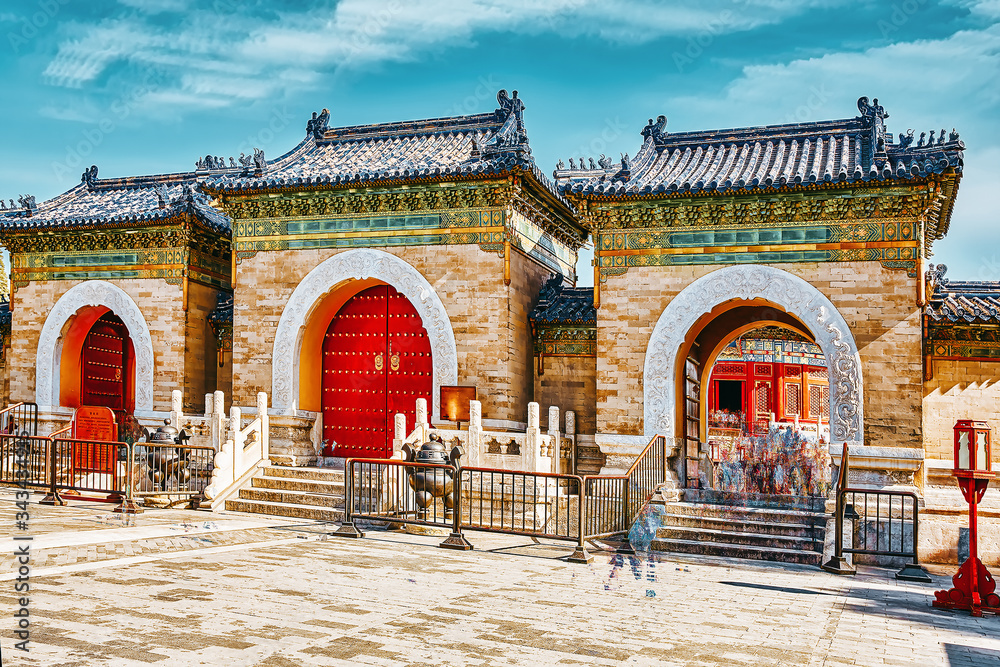 Φωτογραφία Pagodas, pavilions within the complex of the Temple of Heaven in Beijing