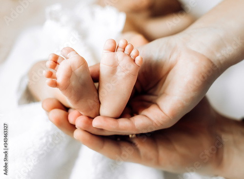 newborn baby feet