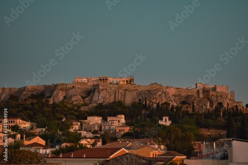 Acrópolis de Atenas desde la lejanía.