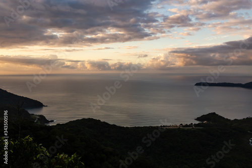 amanhecer na vermelha do norte