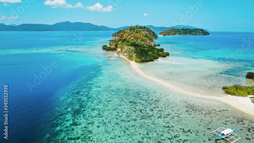 BEAUTIFUL ISLAND BEACH IN PORT BORTON, PALAWAN, PHILIPPINES.