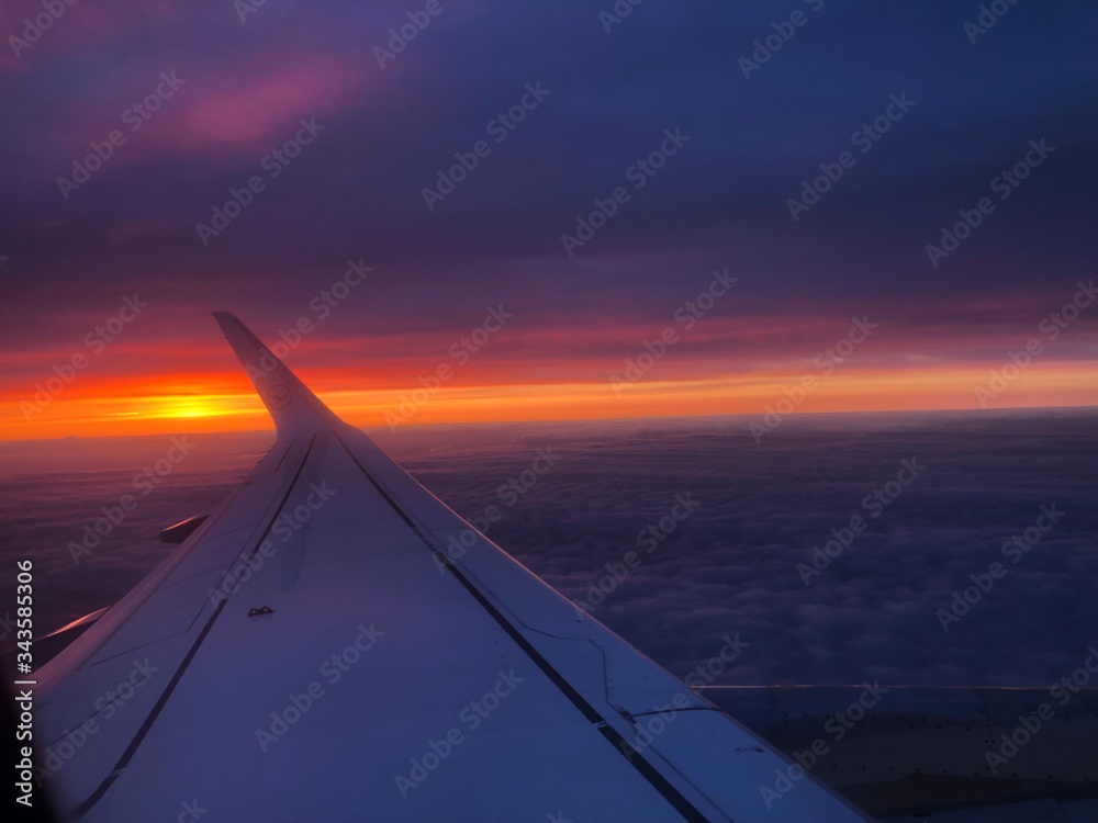 Sonnenuntergang aus dem Flugzeug