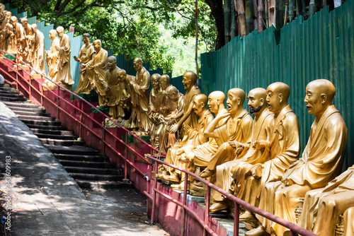 Monastery of 10 000 Buddhas