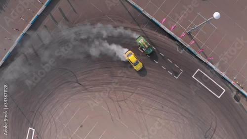 Two cars drifting
Pair drift
