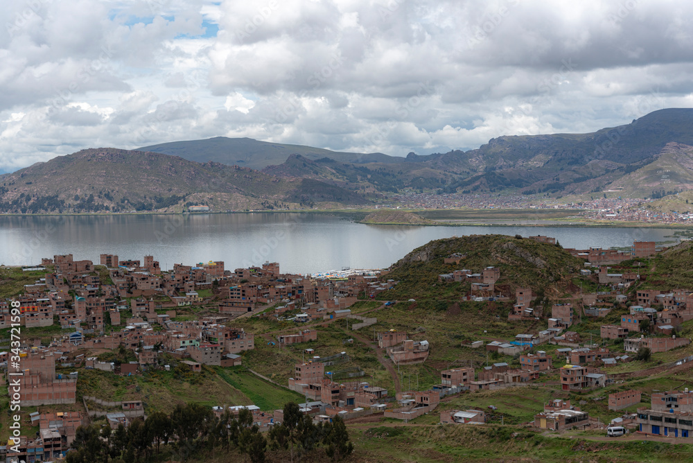 View of Tititcaca lake i Peru