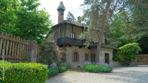 Il villaggio neomedievale di Grazzano Visconti in Emilia Romagna photo