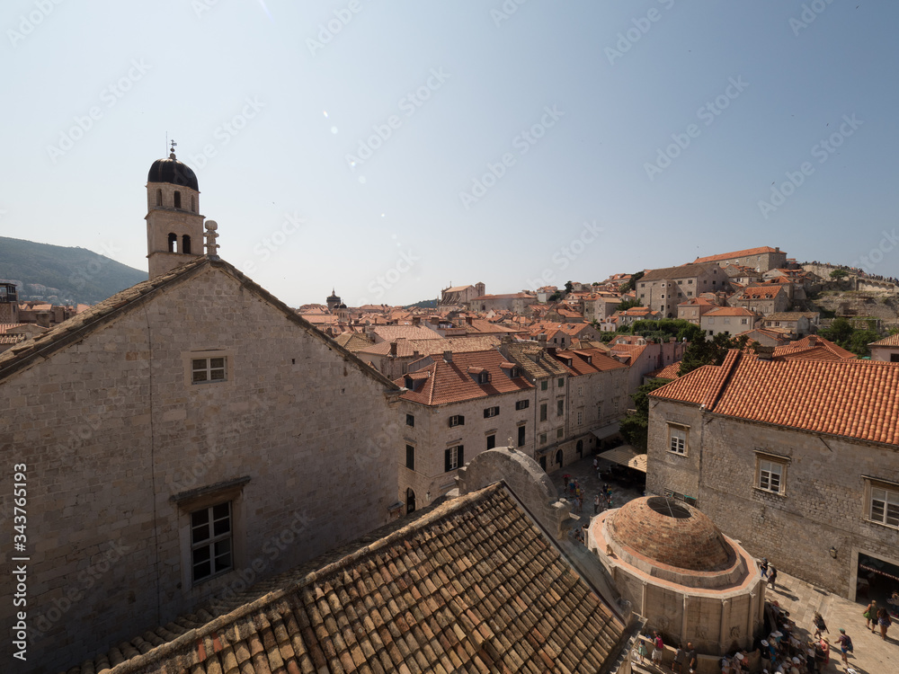 Vistas desde las murallas de Dubrovnik