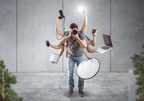 Fotografie Content creator with a lot of equipment