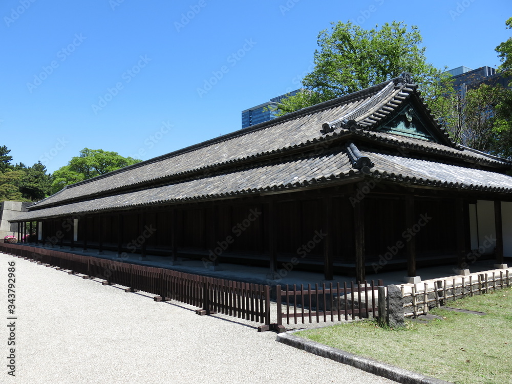 皇居東御苑にある江戸城の百人番所　Hyakunin-bansho Guardhouse (The East Gardens of the Imperial Palace)