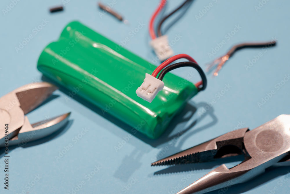Tools and cables for electricity and electronics Tools and cables for electricity and electronics