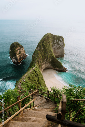 kelingking beach stairs