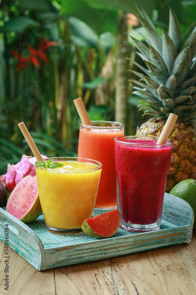 Dragon fruit, papaya and mango smoothies Dragon fruit, papaya and mango smoothies