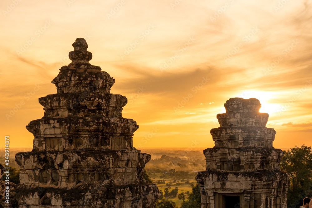 Naklejka premium Exploring Angkor Thom