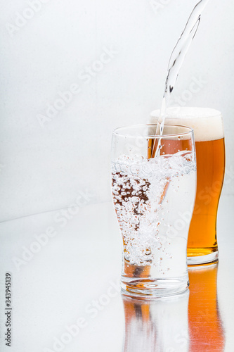 Wallpaper Mural glass of beer Torontodigital.ca