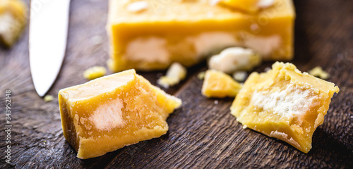 Foto Rapadura is a sugar cane-based sweet, of African origin and consumed in Latin America, in countries like Colombia, Venezuela, Mexico, Ecuador and Guatemala