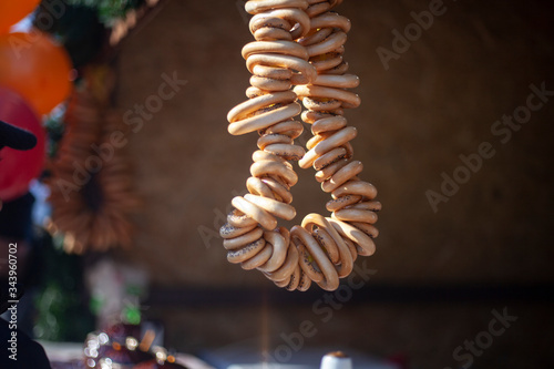 Bagels whist on a rope.