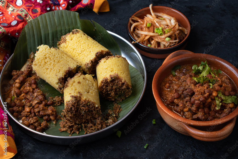 Fotka „Traditional cholam puttu Kerala steamed corn cakes served with