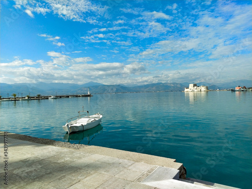 Fototapeta Naklejka Na Ścianę i Meble -  Una foto del hermoso paisaje que ofrece Nafplio