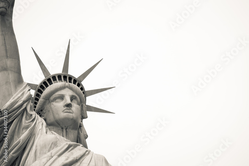 Black and white image of the Statue of Liberty.