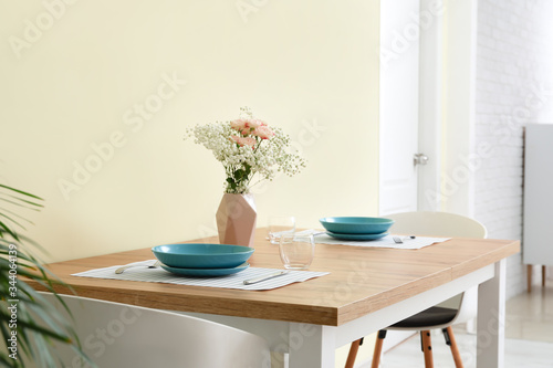 Interior of modern dining room © Pixel-Shot