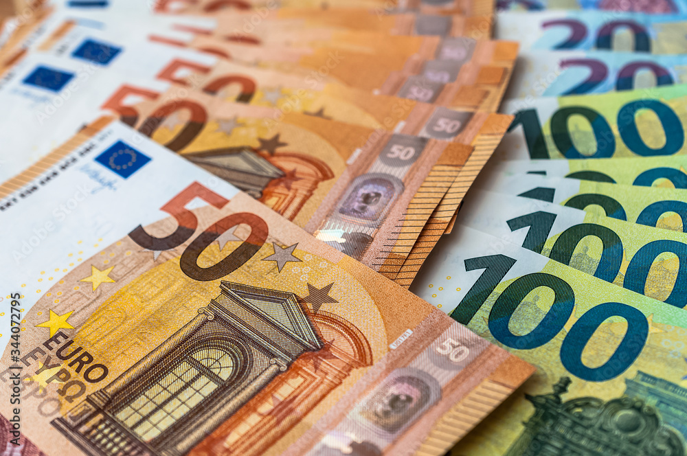 Finanzen - Einkommen - Altersvorsorge Finanzen - Einkommen - Altersvorsorge