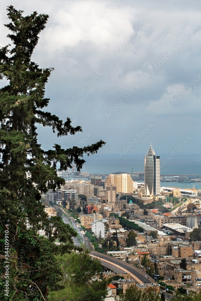 Fototapeta premium spring panorama of the Haifa