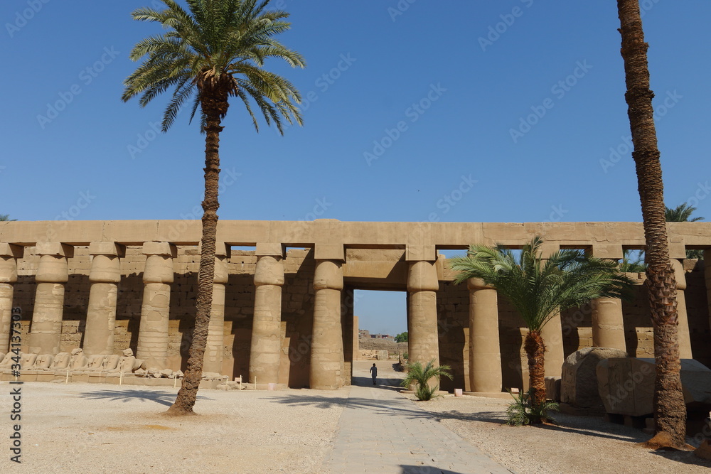 Temples of Karnak, Colonnade