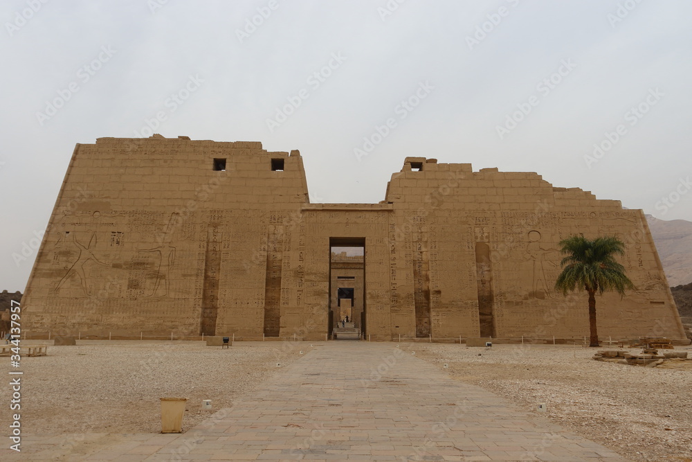 Temple of Ramses III, Medinat Habu iun Luxor