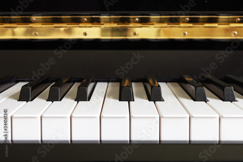 piana playing
