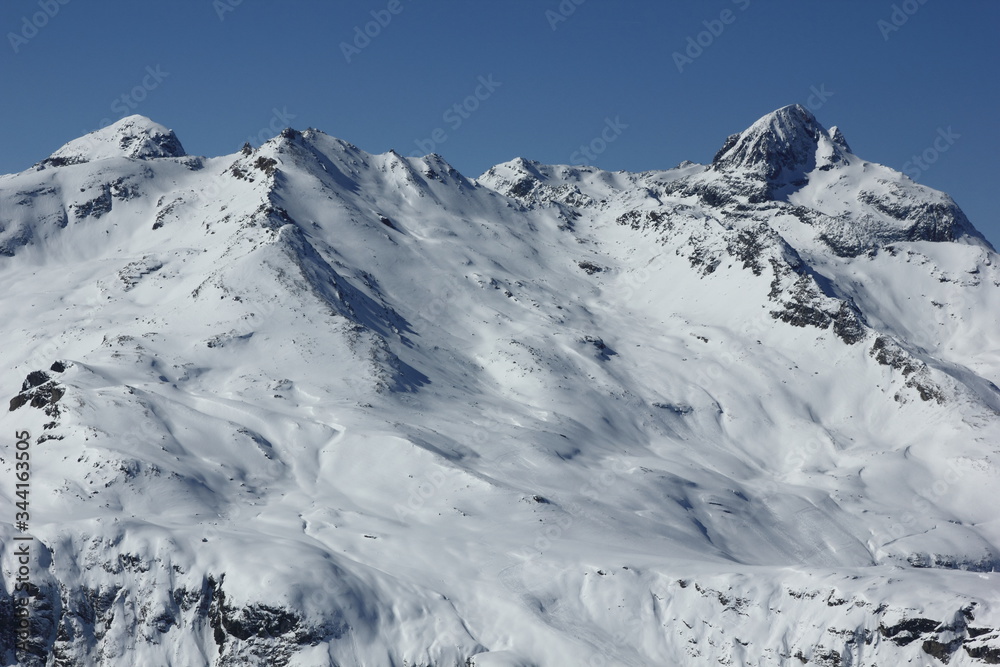 Bivio, Skitour Roccabella, Blick auf Mazzaspitz, Sur Paré und Piz Platta.
