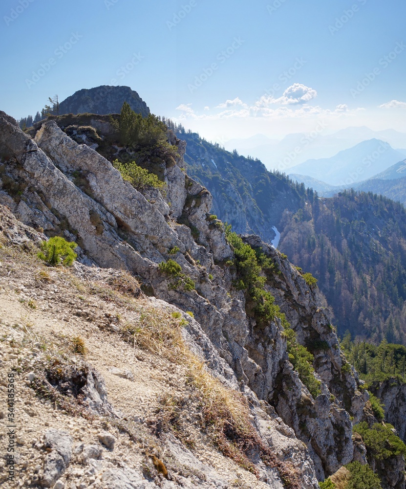 Fototapeta premium Der Spitzstein beim Abstieg vom Brandelberg
