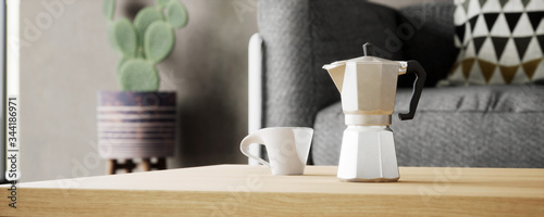 pause café sur table basse avec cafetière italienne vue 3d