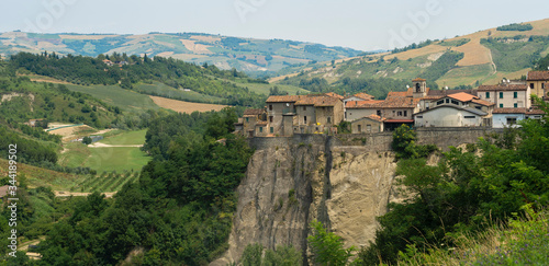 Panoramic view of Linaro, old village of Emilia Romagna
