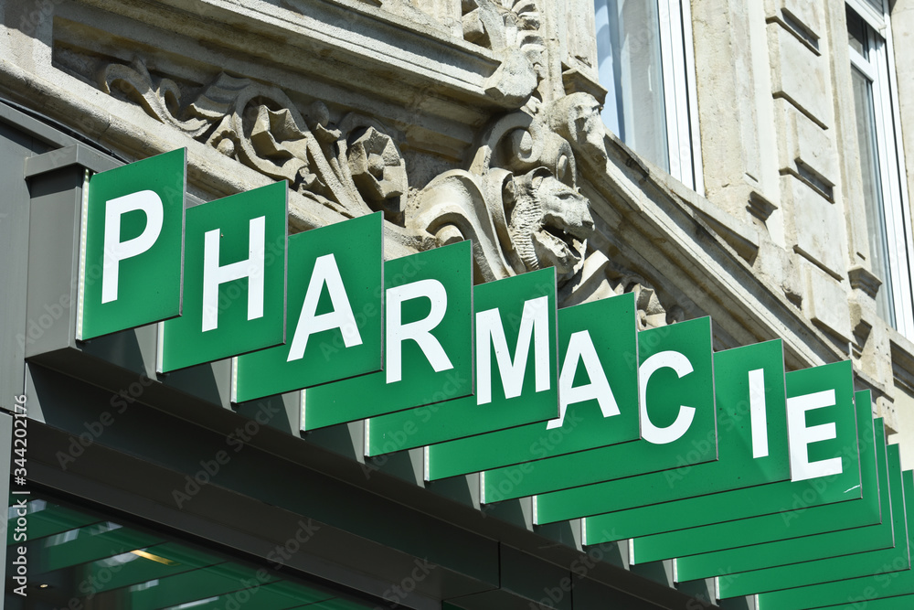 Fototapeta premium pharmacie pharmacien medicament santé medecine