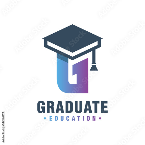 graduate logo design letter G