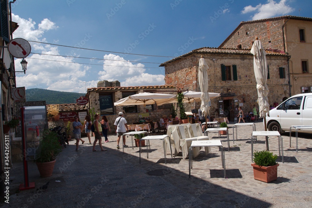 Monteriggioni, średniowieczny gród - Toskania, Włochy