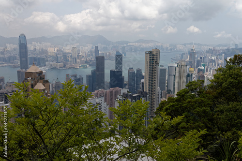 Widok na wieżowce wyspy Hong-Kong