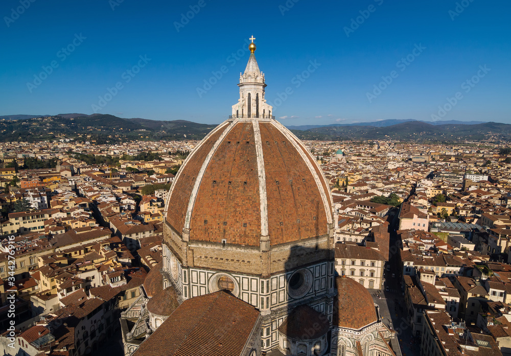 Fototapeta premium Rooftop view Basilica di Santa Maria del Fiore. Florence, Italy