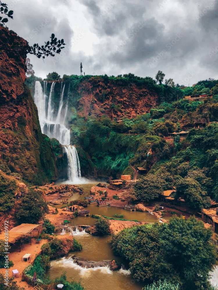 Fototapeta premium waterfall, morocco