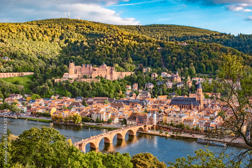 View of the old, beautiful city of Heidelberg - obrazy, fototapety, plakaty 