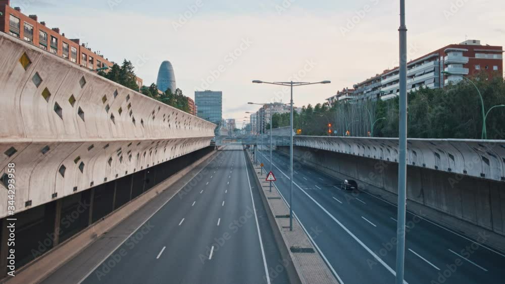 4K Barcelona main road empty with no traffic during lockdown, coronavirus pandemics, state of alarm in Spain, April 2020 4K Barcelona main road empty with no traffic during lockdown, coronavirus pandemics, state of alarm in Spain, April 2020
