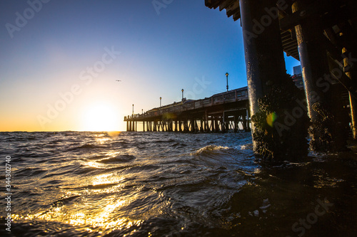 Pôr do Sol no Pier de Redondo Beach - Los Angeles - CA photo