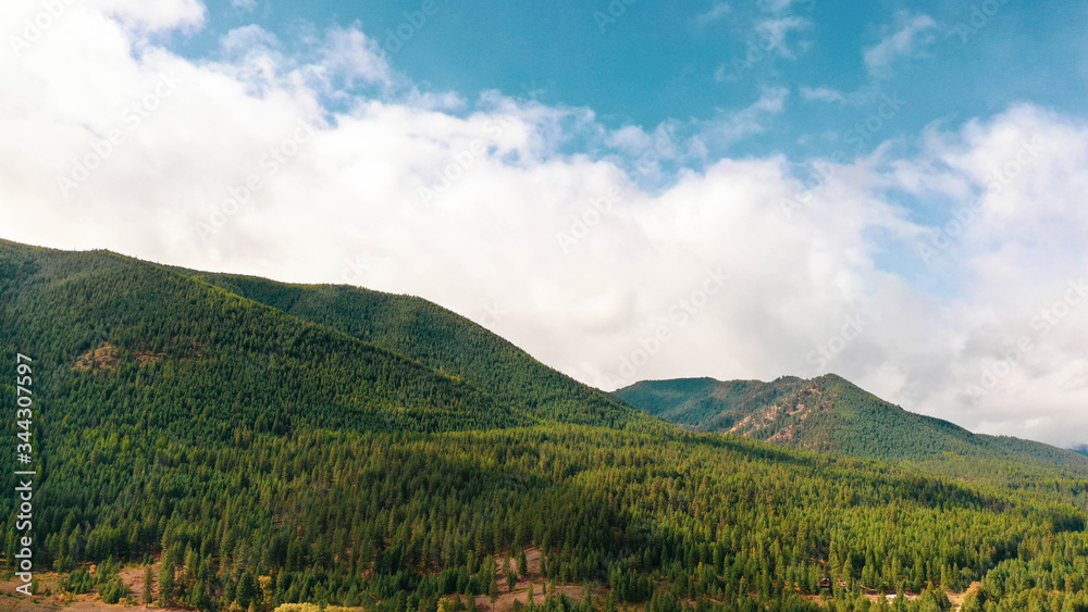 Fototapeta premium Montana Mountains (Drone Photo)