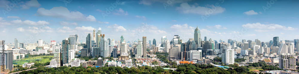Naklejka premium Wysoki budynek i wieża w Bangkoku w Tajlandii w Azji