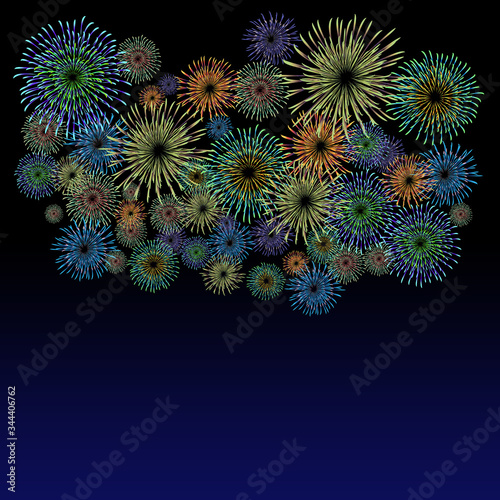 Fireworks material. Night sky fireworks background. Fireworks appear in the summer night sky.
背景：花火 はなび 打上花火 夜空 夏 祭り 夜景