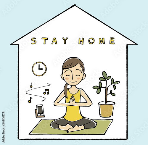 家の中でヨガをする女性、うちで過ごそう、ステイホーム、stayhome