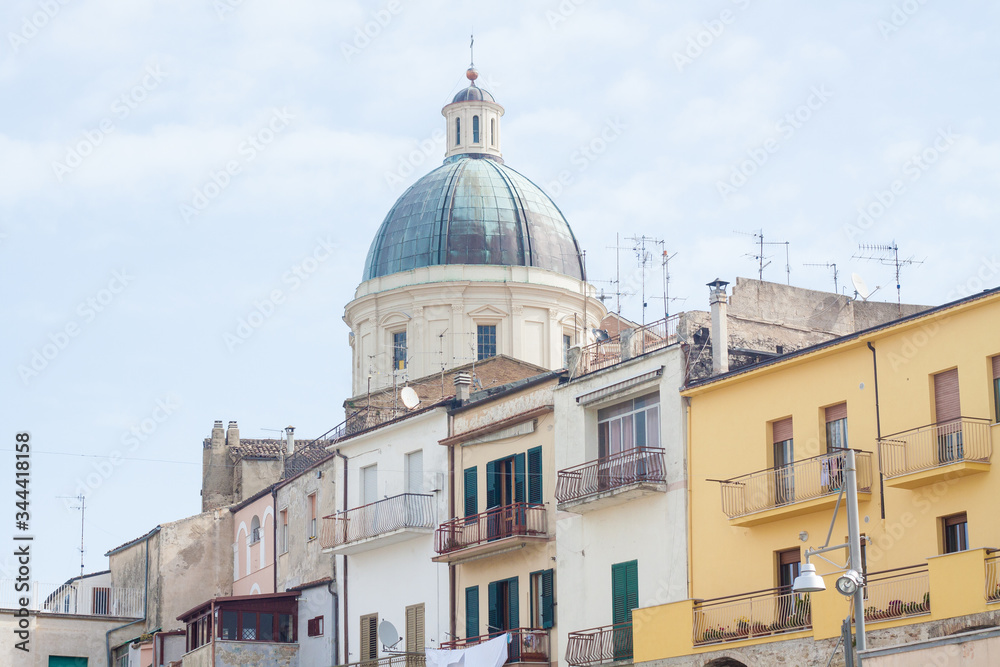 church, architecture, cathedral, dome, building, religion, europe, italy, city, old, landmark, sky, travel, rome, ancient, basilica, tourism, paris, facade, historic, religious, santa, france, history
