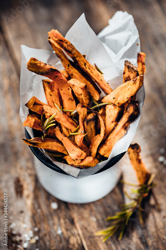 Süßkartoffelpommes  photo