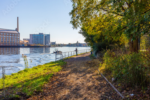 Canvas Print Berlin Schöneweide Weg an der Spree Spreeufer HTW Hochschule für Technik und Wir